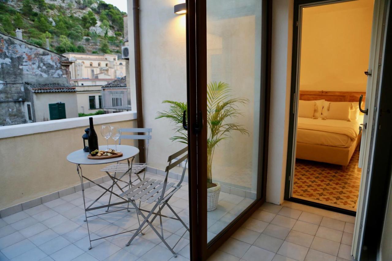 Dimoraruci - Ospitalita Siciliana Villa Modica Bagian luar foto